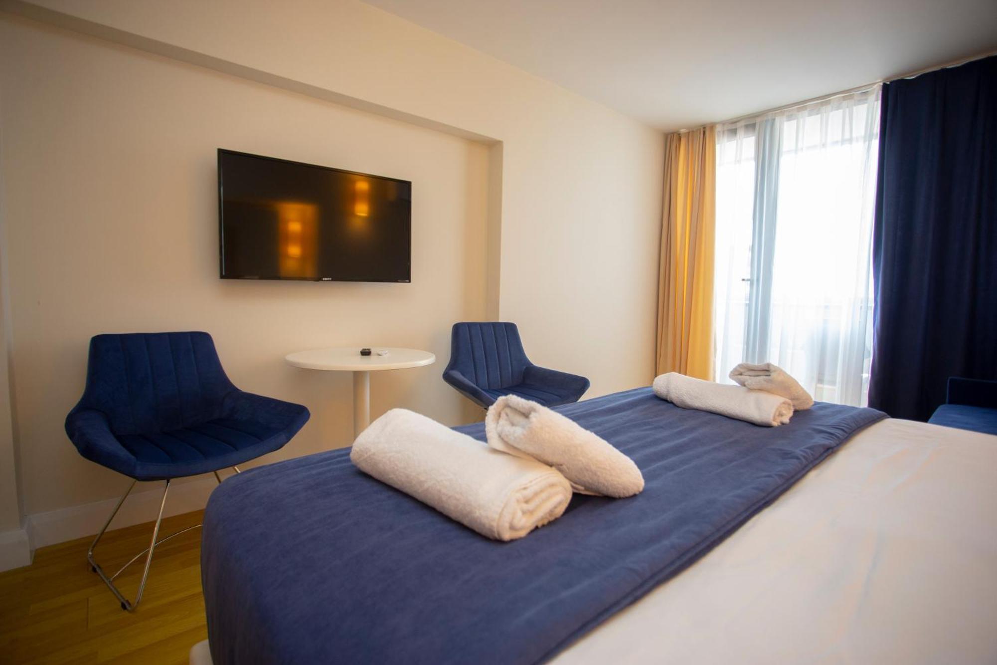 Apartamento Luxsor & Gorgeous Sea Vlews Batumi Exterior foto