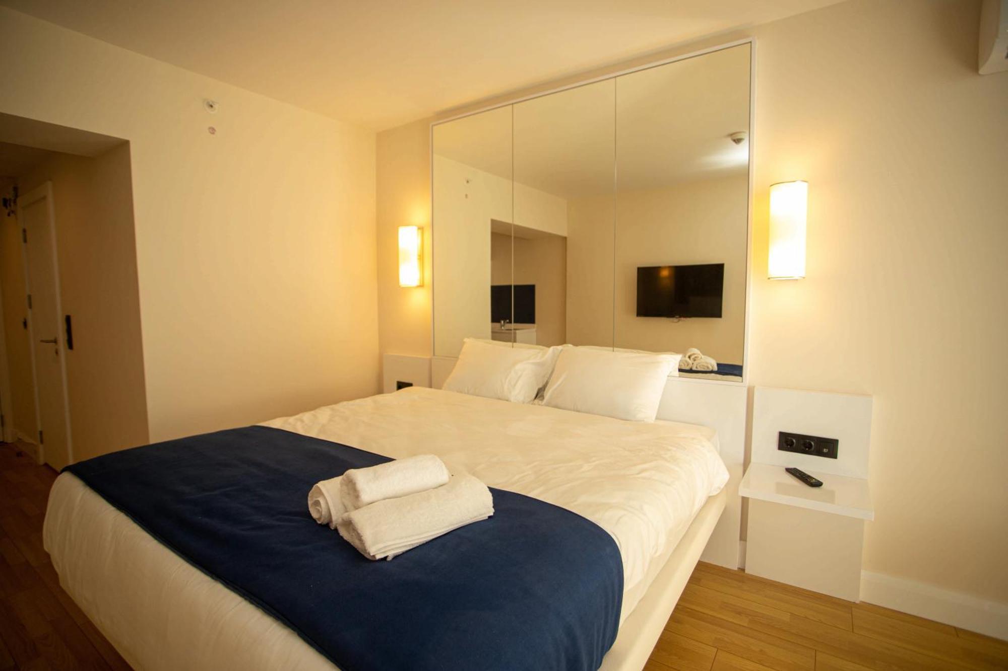 Apartamento Luxsor & Gorgeous Sea Vlews Batumi Exterior foto